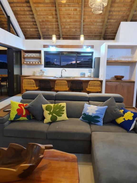 Moorea Lodge Bungalow photo