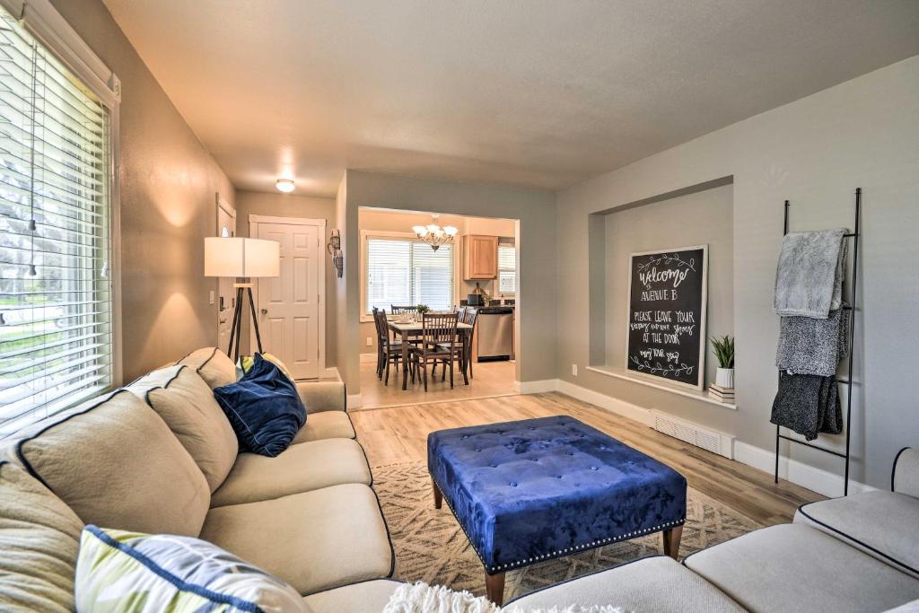 Billings Abode with Grill Walk to Park and Shops, Billings