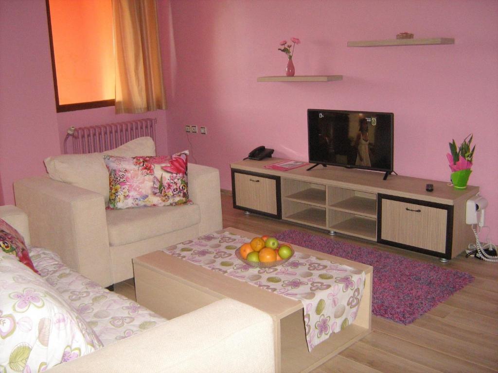 Family Hotel Emaly Green photo