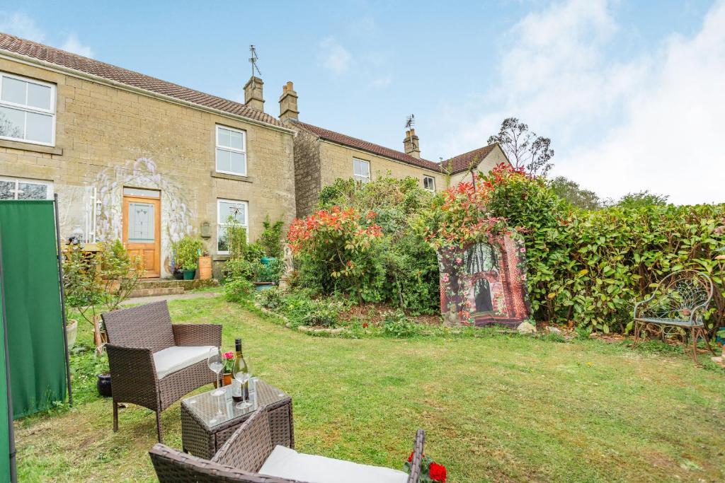 Hillside Cottage, Bath photo 6