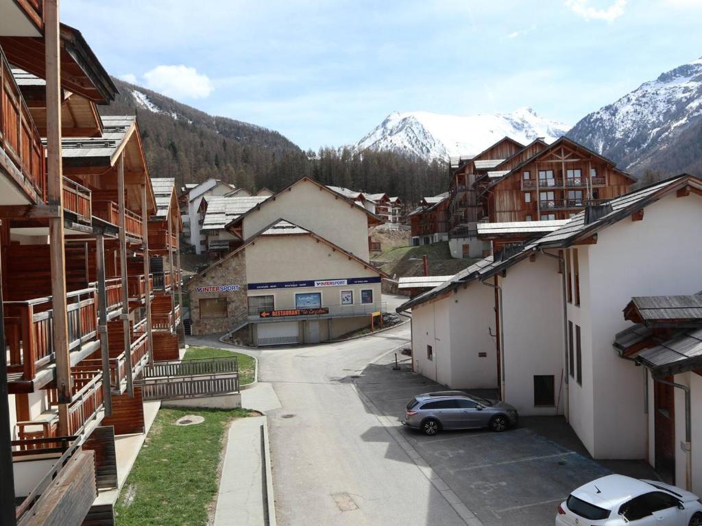 Appartement skis aux pieds avec piscine intérieure, proche services - FR-1-322-478 - 5