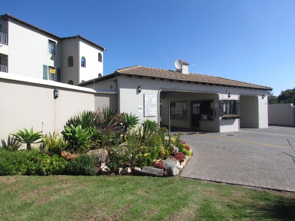 Santini Lace Self Catering Unit photo