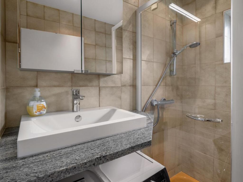 Apartment Holger by Interhome - 5