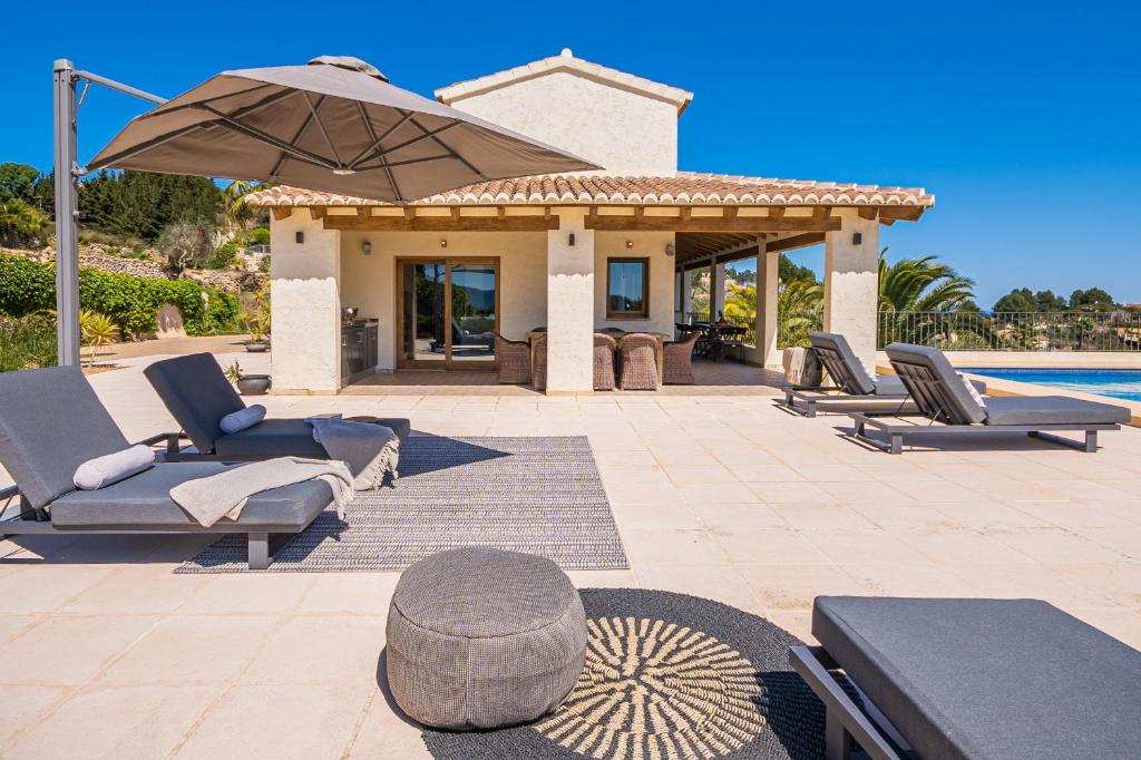 Luxury Villa with panoramic views over Moraira - 3