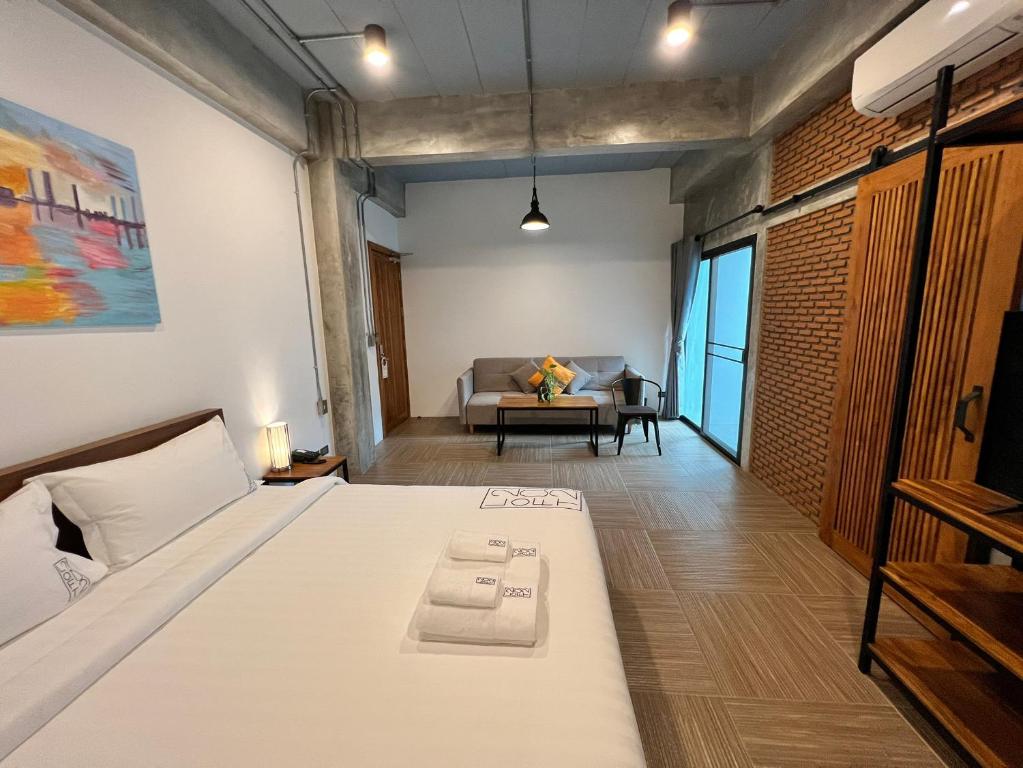 阁楼202酒店 (Loft 202 Hotel)