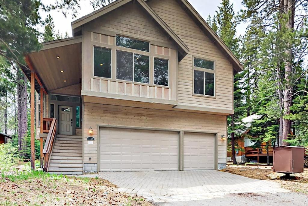 Miztec Charms in South Lake Tahoe (CA) reviews, prices of Hotels