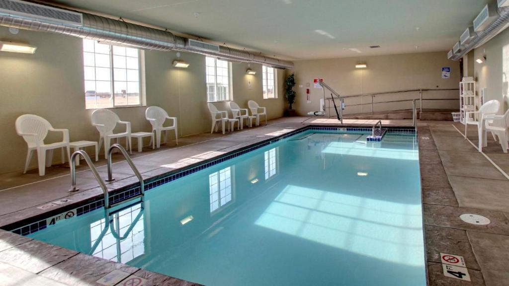 Cobblestone Hotel Wayne Photo 24