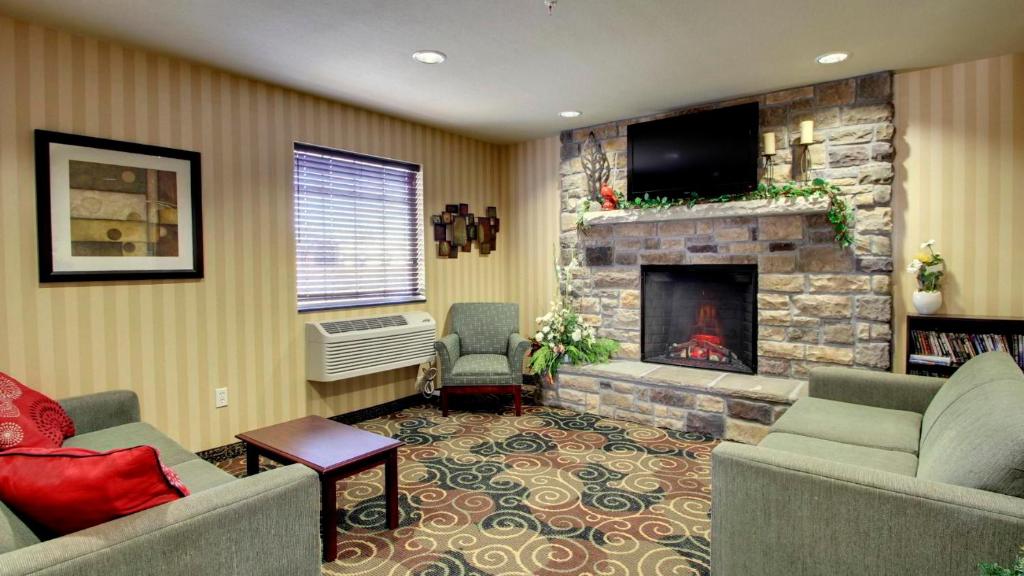 Cobblestone Hotel Wayne Photo 31