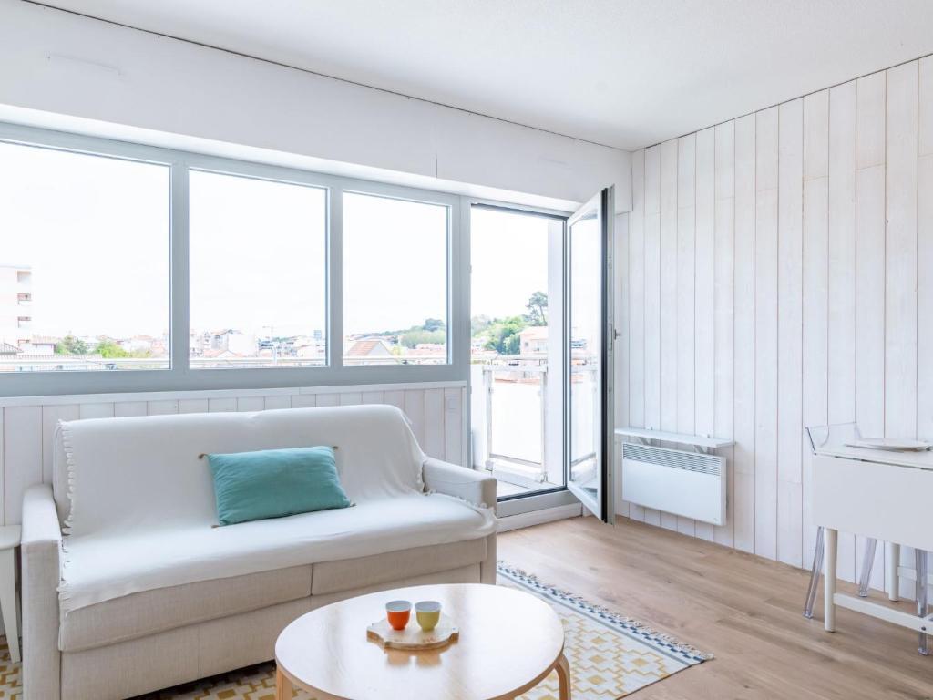 Studio Jetée des Marins-5 by Interhome - 2