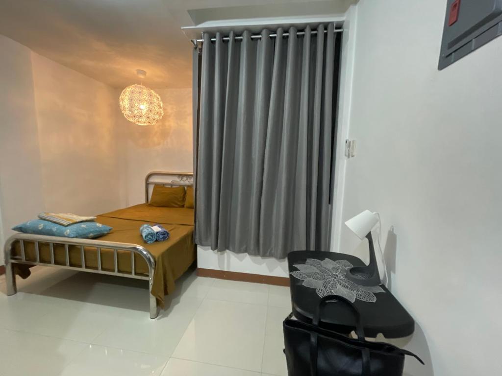 Sto. Nino Residences Standard Room photo