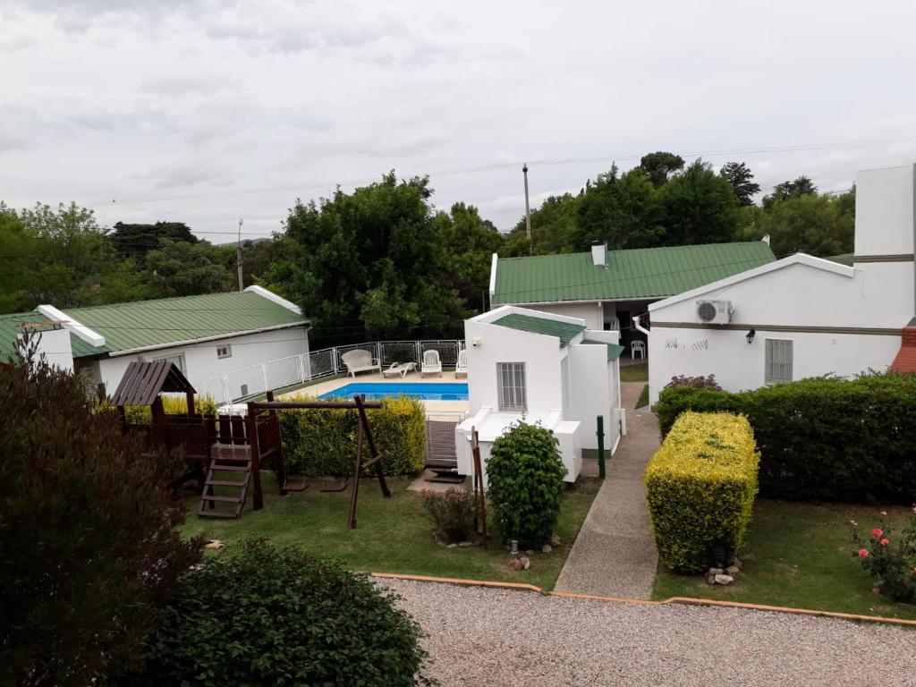 3. Cabanas ..