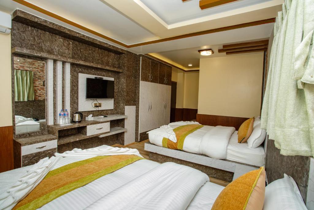 Gauri Shankar Hotel Nagarkot photo