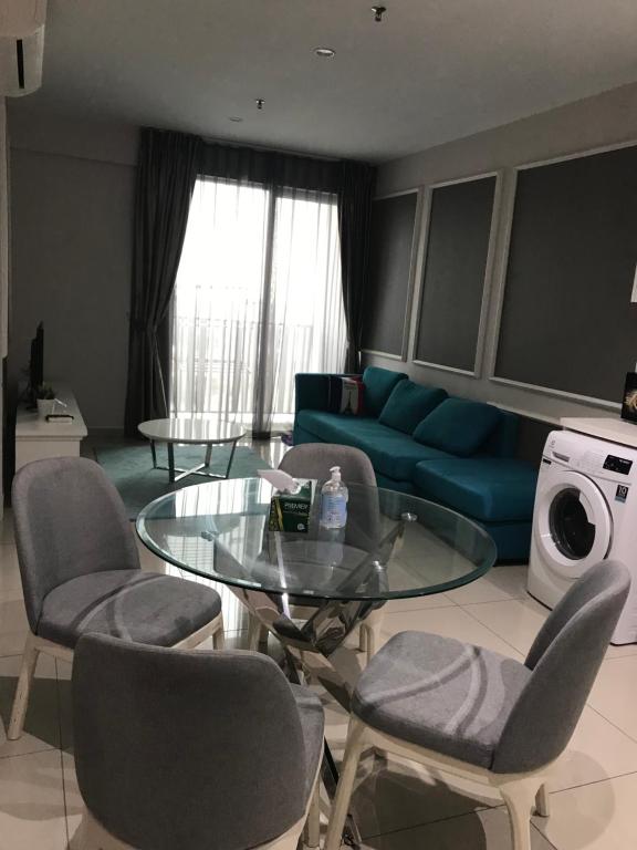 Homestay Muslim Keluarga I-City Shah Alam — Hotel in Shah Alam