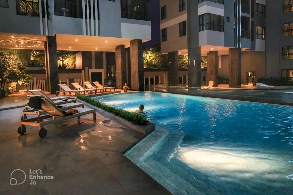 The Base Central Pattaya photo