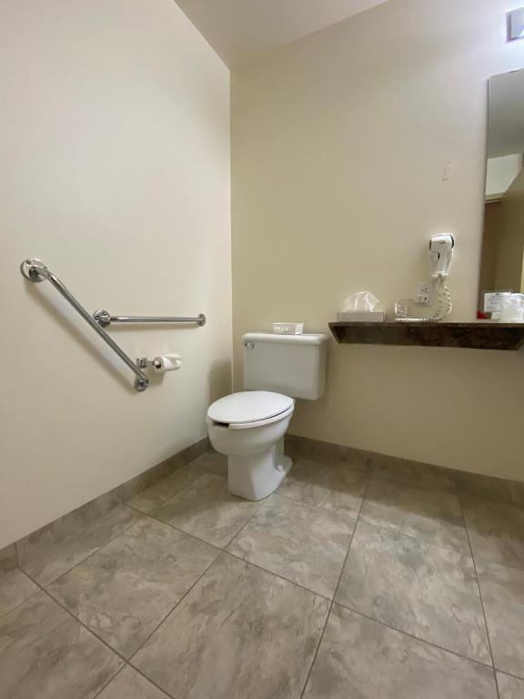 Sleep Suite Motel photo