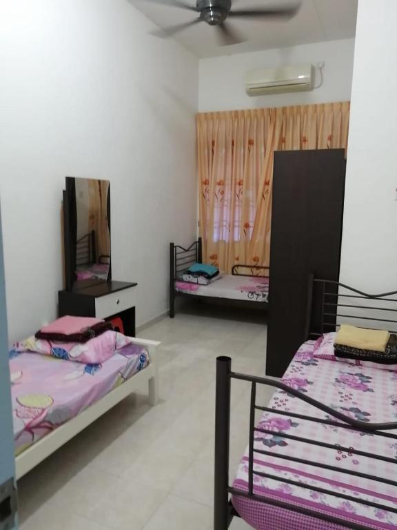 JOYFIN homestay roomstay muar photo