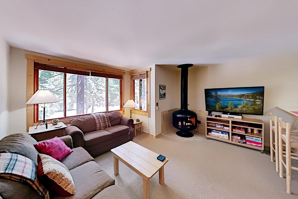 Slopeside Adventures, Truckee