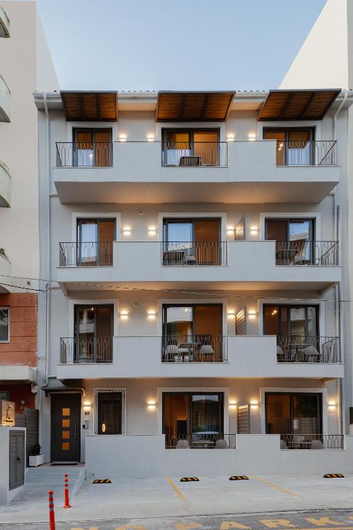 7 City Luxury Apartments — Hotel in Crete Island