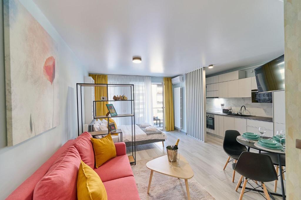 Studio Flow in Nord10 by Alezzi- pool n playground, Mamaia