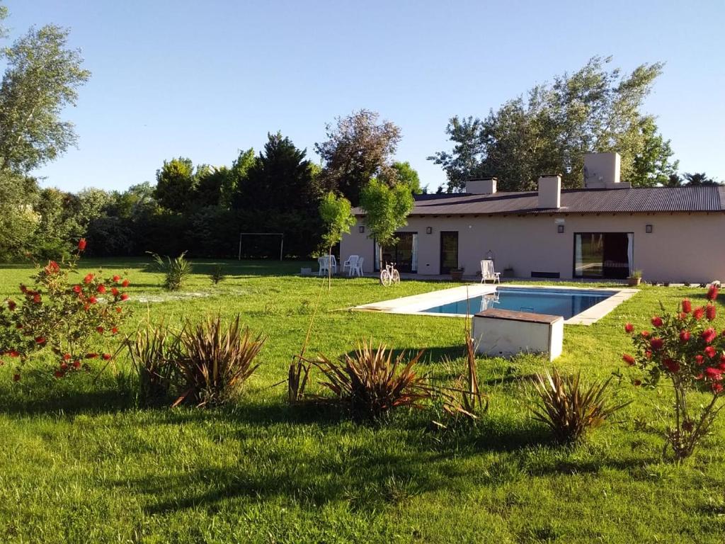 Quinta en Mercedes photo