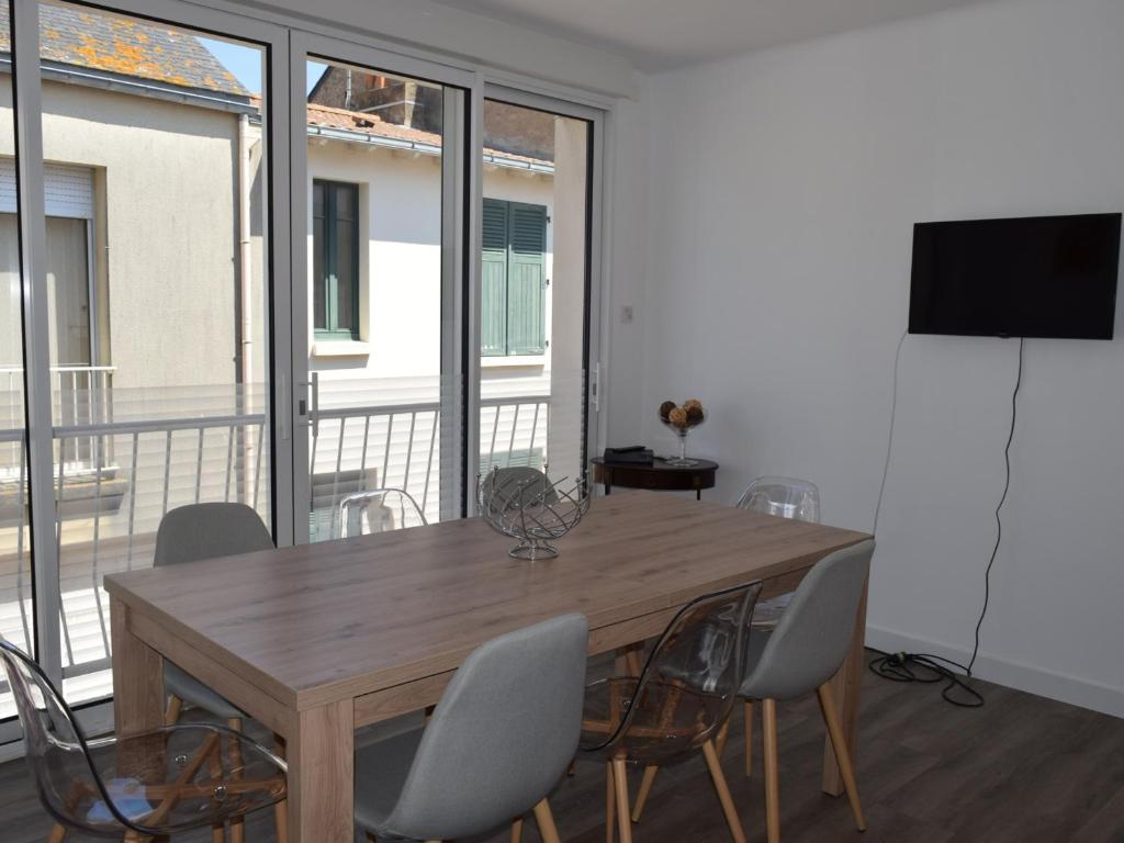 Maison 3 étoiles au centre des Sables d'Olonne avec accès plage, Wifi et garage - FR-1-197-519 - 2