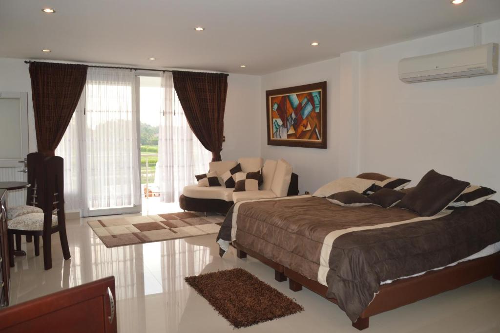 Hotel El Aeropuerto - 4