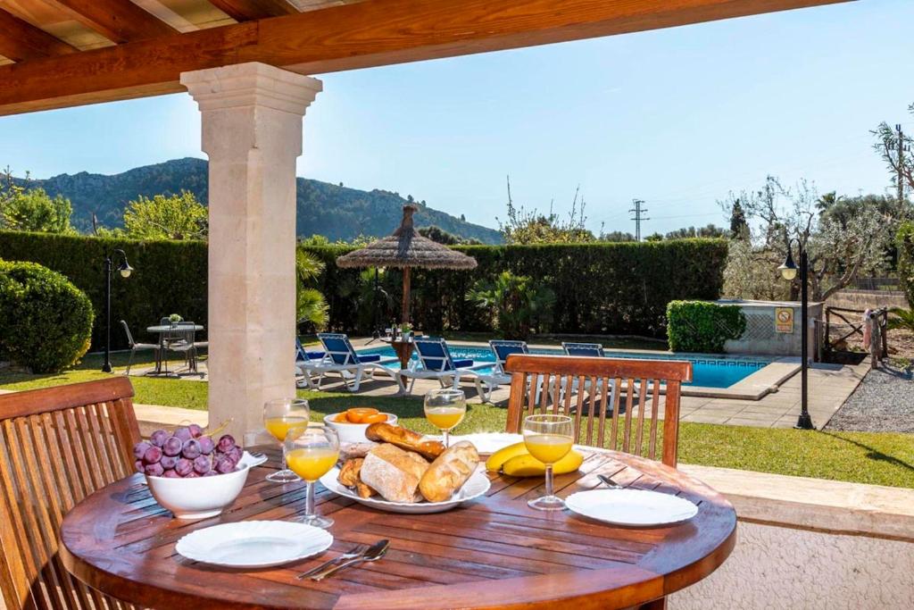 Charming 3 bedroomn villa with pool in Pollensa by Renthousing - 2