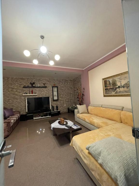 Park Apartament — Hotel in Berat
