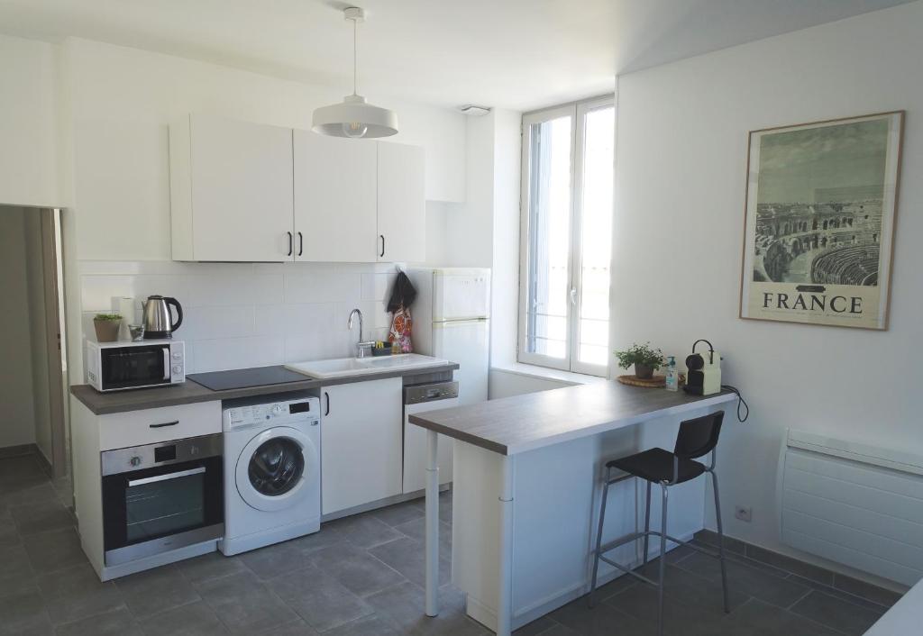 Maison Carrée/Coeur historique de Nîmes - Superbe Appt 55m² - 2