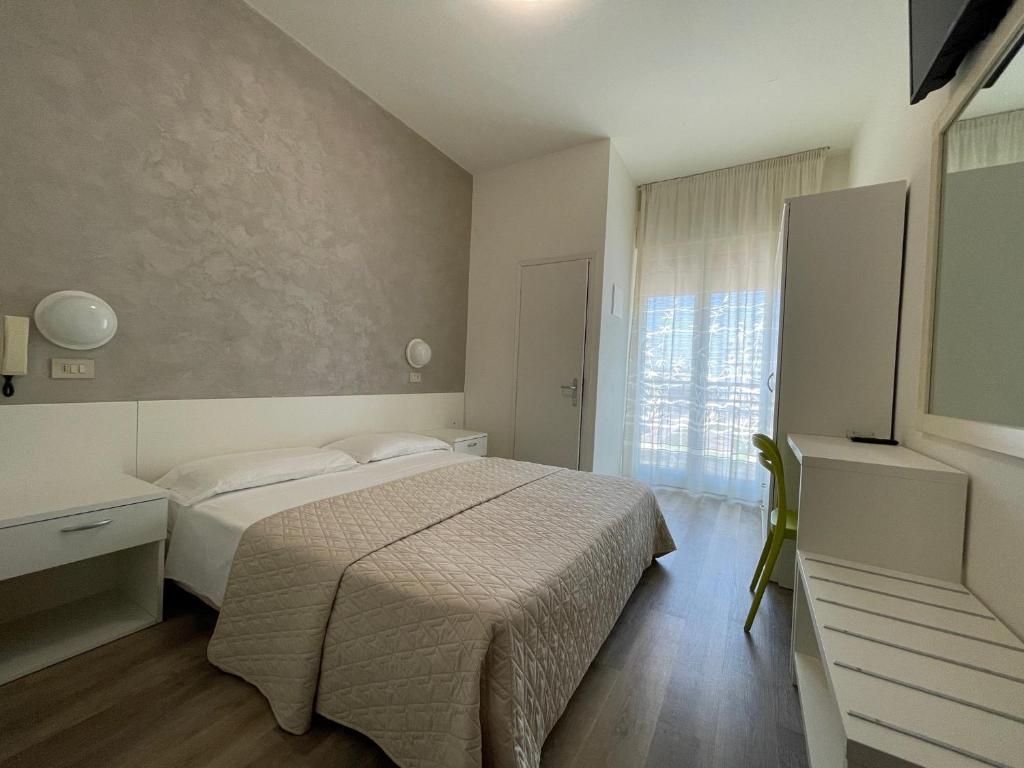 Hotel Cristina - 5