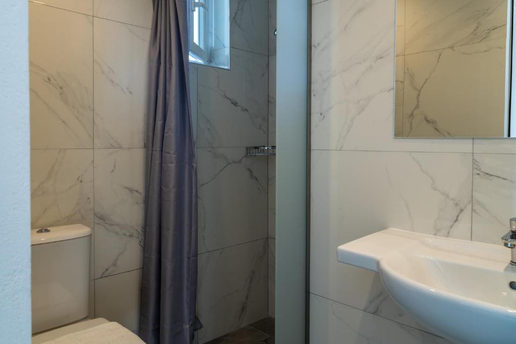 Miros Hotel Apartments photo