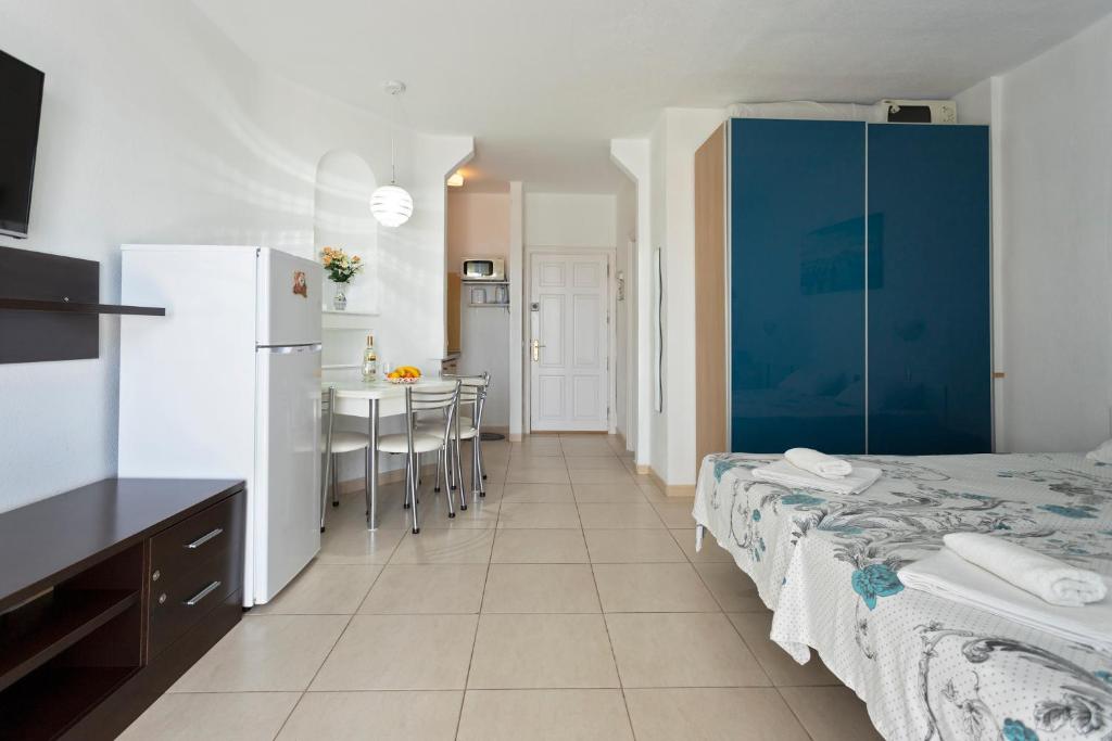 Ocean View Studio - 5