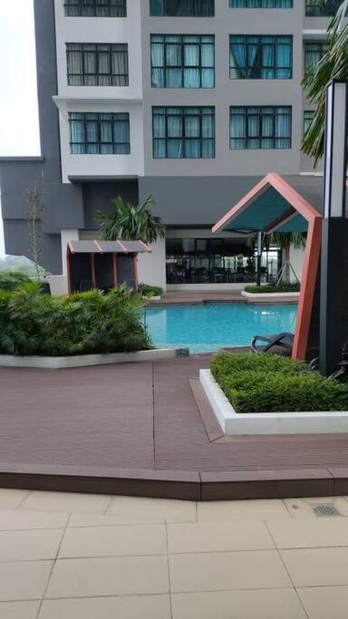 Conezion 3-bedroom condo @ IOI City Mall Putrajaya photo