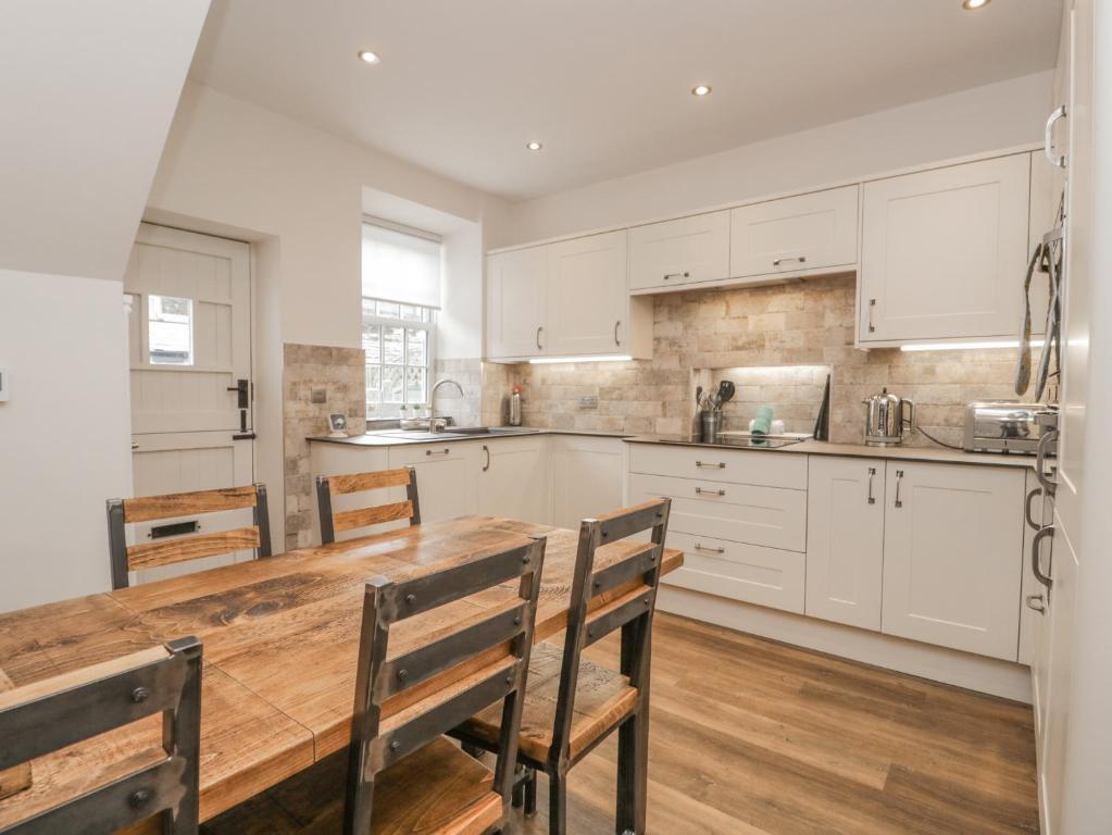 Oak Cottage photo 3