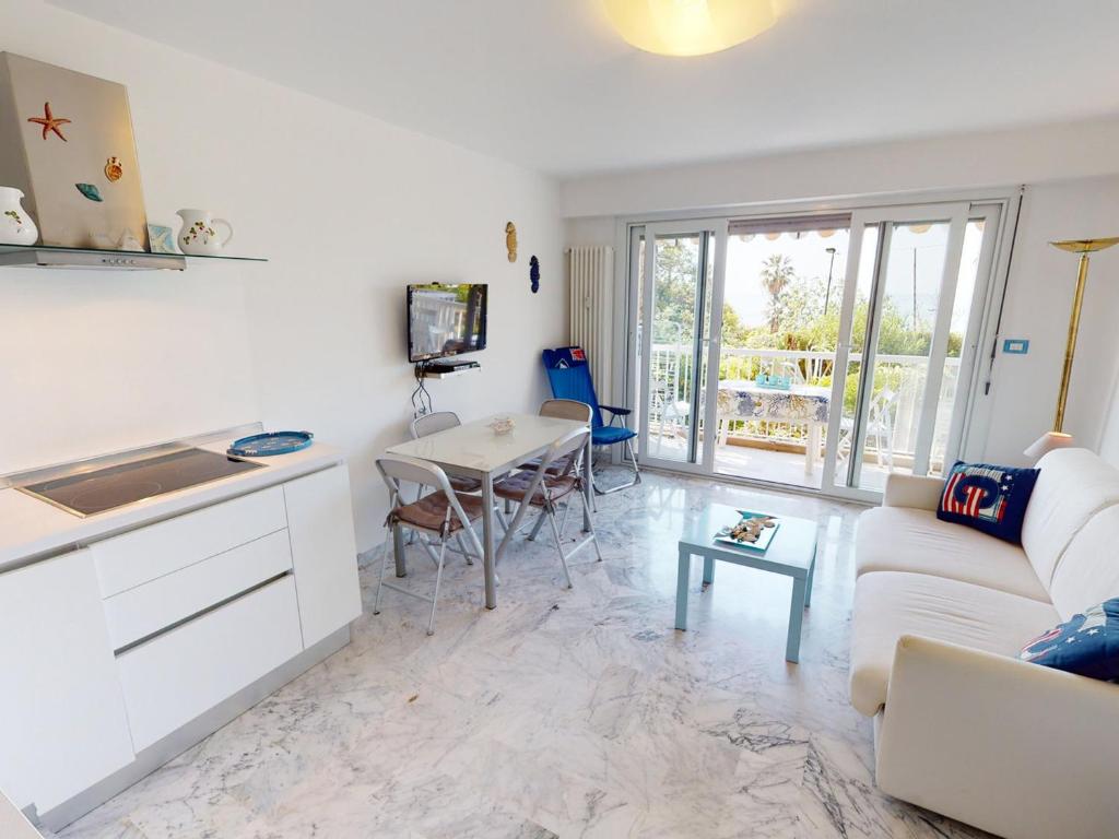 Agréable 2 pièces rénové avec balcon, Menton - FR-1-196-302 - 4