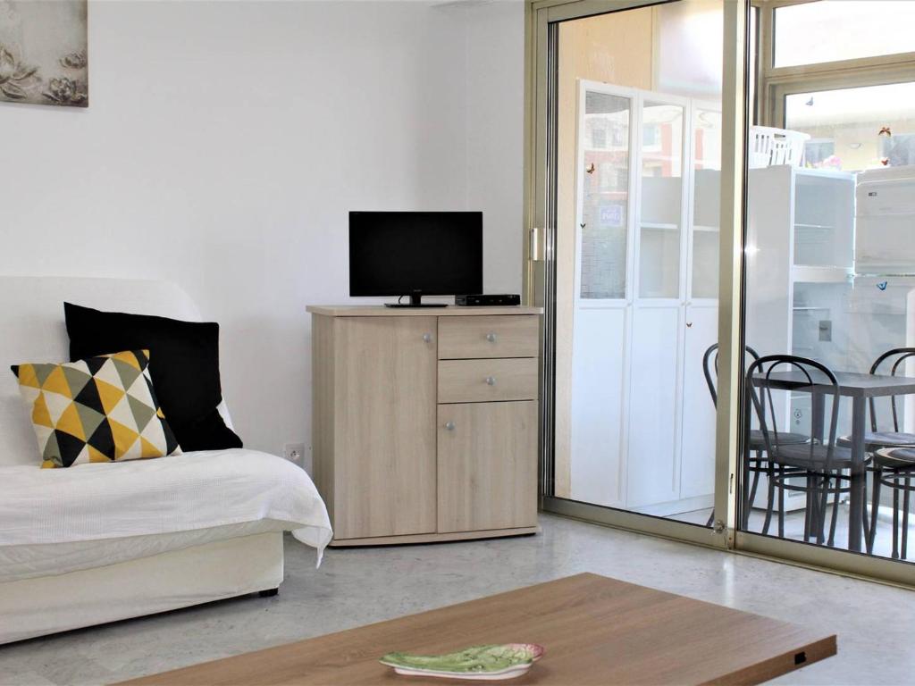 Studio en RDJ avec jardin, plage à 3m, clim et parking, Villeneuve-Loubet - FR-1-252A-74, Villeneuve-Loubet