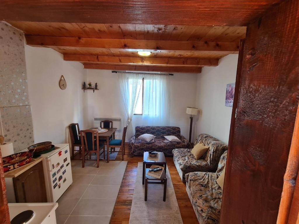 Stevan's house - 4