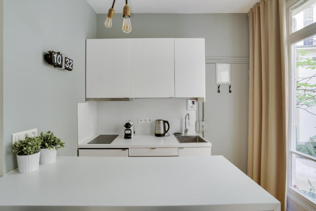 Charmant studio au coeur de Paris pour 2 personnes by Weekome - 3