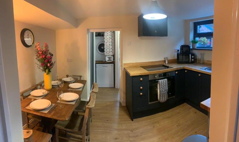 Lavender Cottage, Mattishall photo 3
