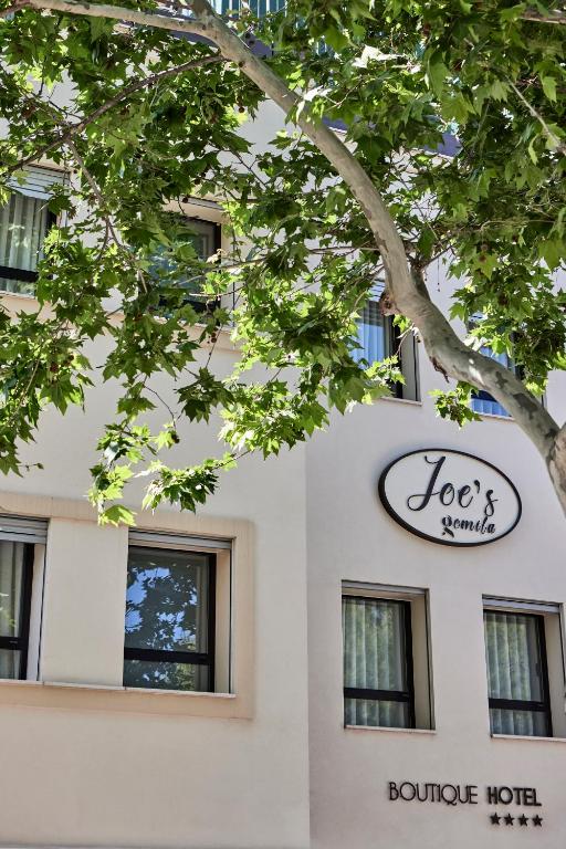 JOE'S GOMILA BOUTIQUE HOTEL - 2