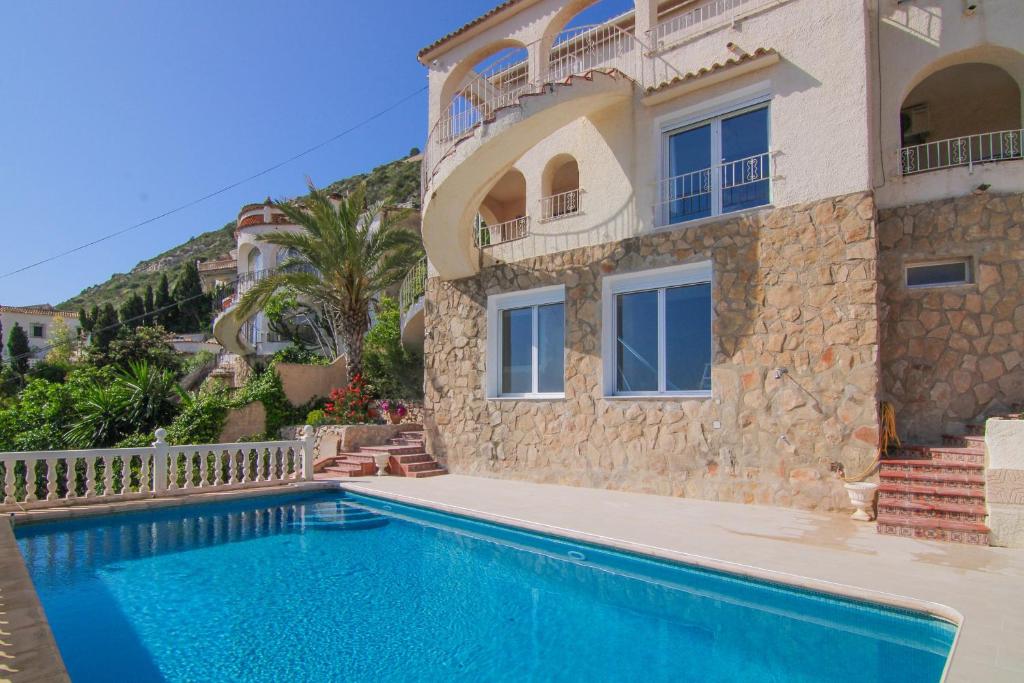 Villa con piscina y vistas al mar - Mar 27 H - 5