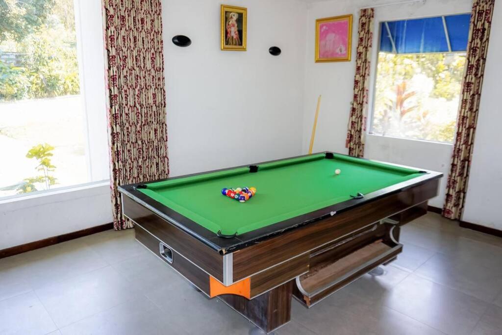 VILLA BATU Luxurious privacy 3BR villa@ klub bunga photo