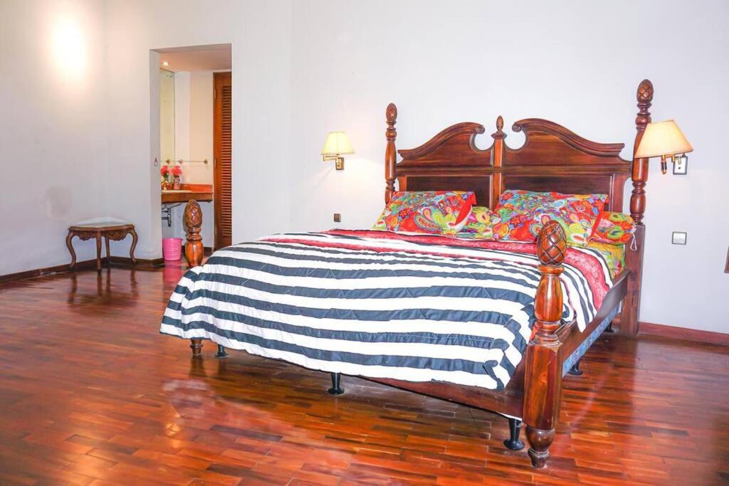 VILLA BATU Luxurious privacy 3BR villa@ klub bunga