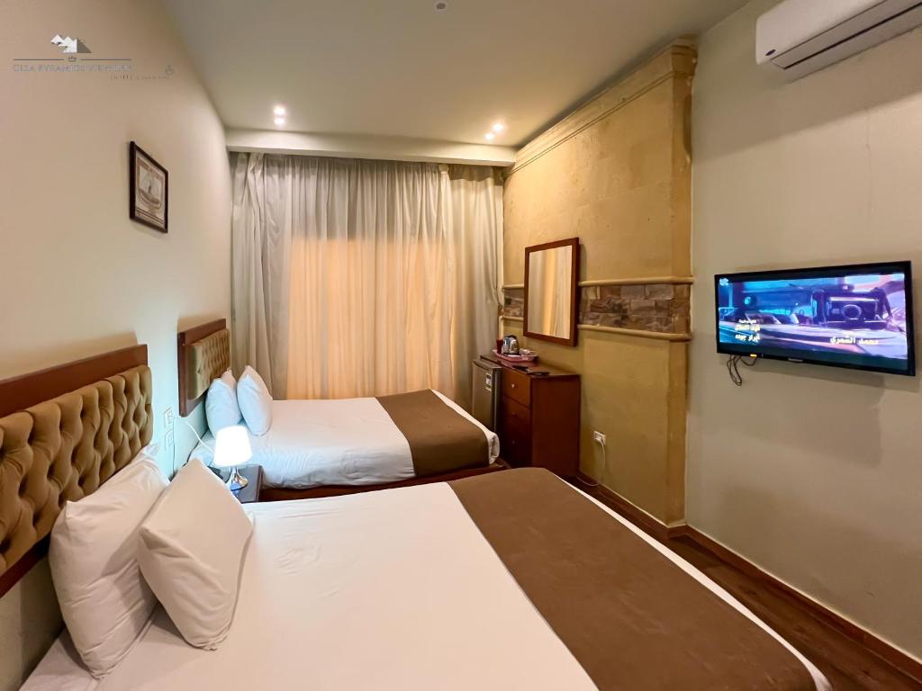 Shared lounge/TV area