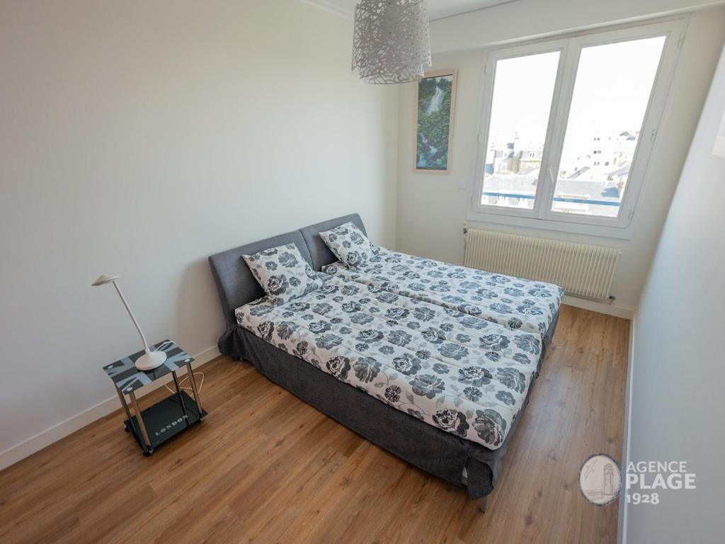 Appartement moderne 80m² avec wifi, lave-vaisselle, balcon et vue mer - FR-1-197-539 - 4