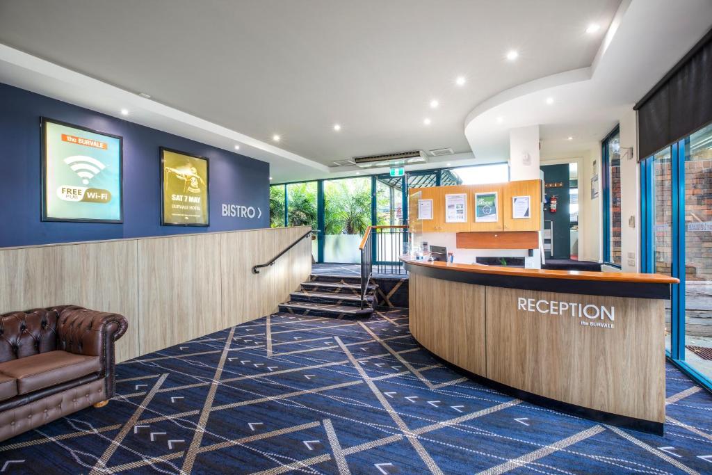 Burvale Hotel photo