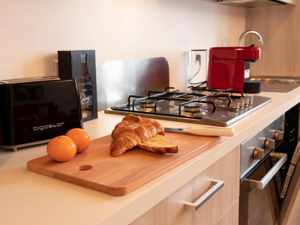 The Best Rent - One-bedroom apartment near San Pietro - 4