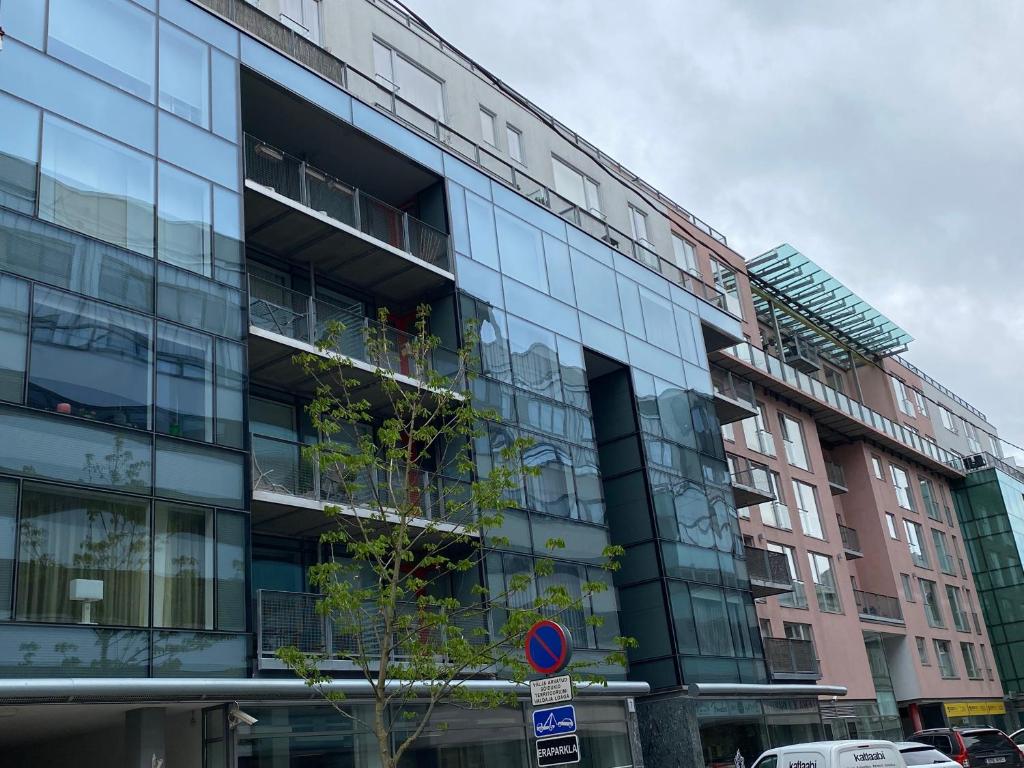 Kaupmehe Terrace Apartment, free parking photo