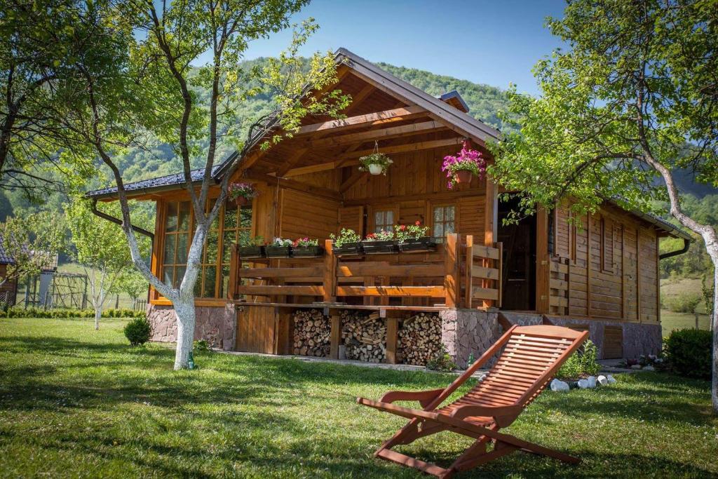 Rest House Ripac, Praščijak