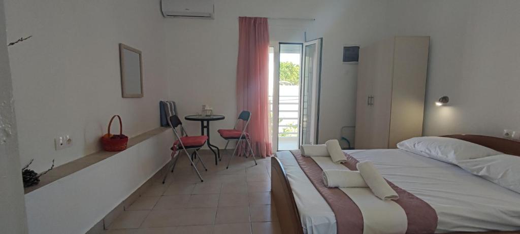 Platia Studios, Matala